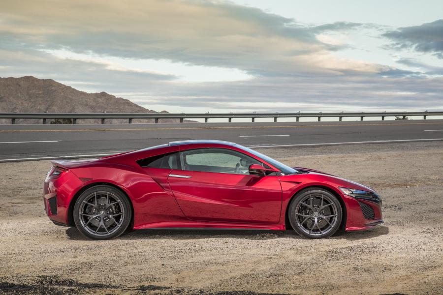  Acura NSX 2016 года  (NA) (фото 64 из 286)